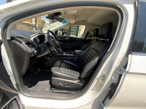 Used 2020 Ford Edge SEL w/ Convenience Package FWD image 11