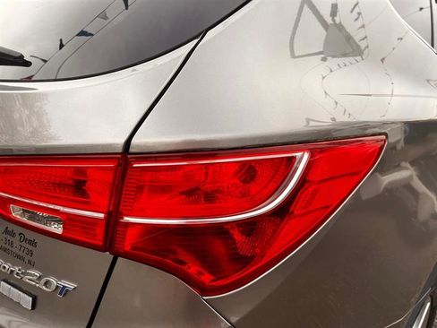 Used 2013 Hyundai Santa Fe Sport 2.0T image 22