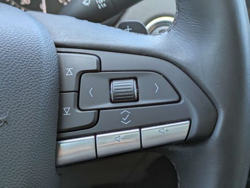 Certified 2023 Cadillac XT4 Luxury FWD image 17