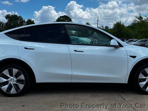 Used 2021 Tesla Model Y Long Range AWD/4WD image 6