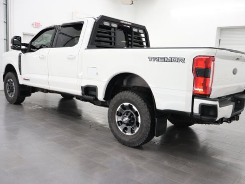 Used 2024 Ford F350 Lariat w/ Lariat Ultimate Package AWD/4WD image 6
