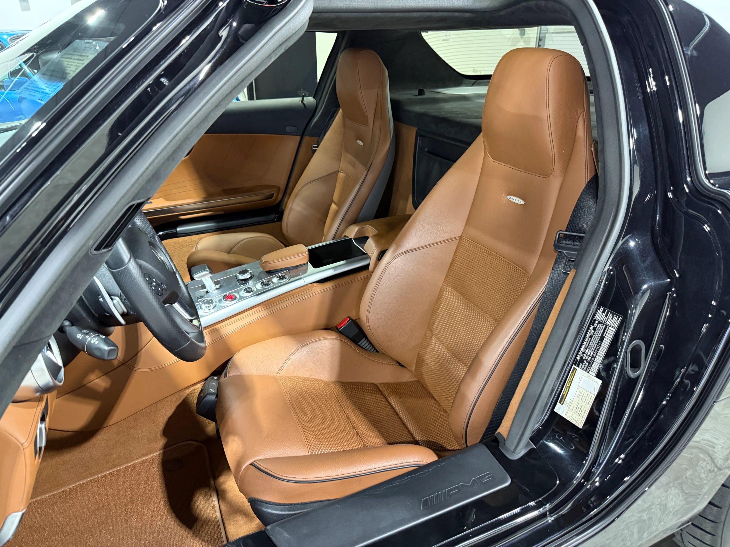 Used 2011 Mercedes-Benz SLS AMG Coupe image 50