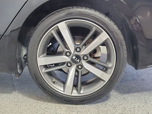 Used 2017 Kia Forte EX w/ EX Premium Plus Package FWD image 10