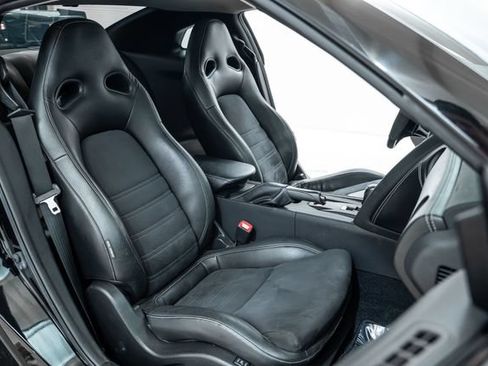 Used 2014 Nissan GT-R Premium AWD/4WD image 25