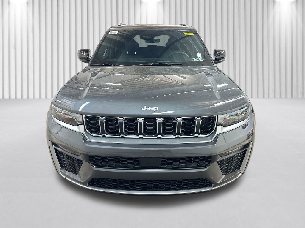 New 2026 Jeep Grand Cherokee Limited w/ MOPAR Finishing Package AWD/4WD image 11