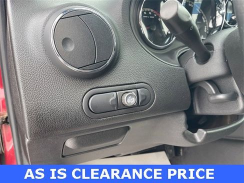 Used 2009 Pontiac G6 Sedan w/ Preferred Package image 19