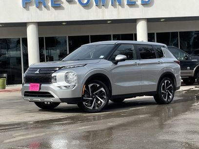 Used 2024 Mitsubishi Outlander SE