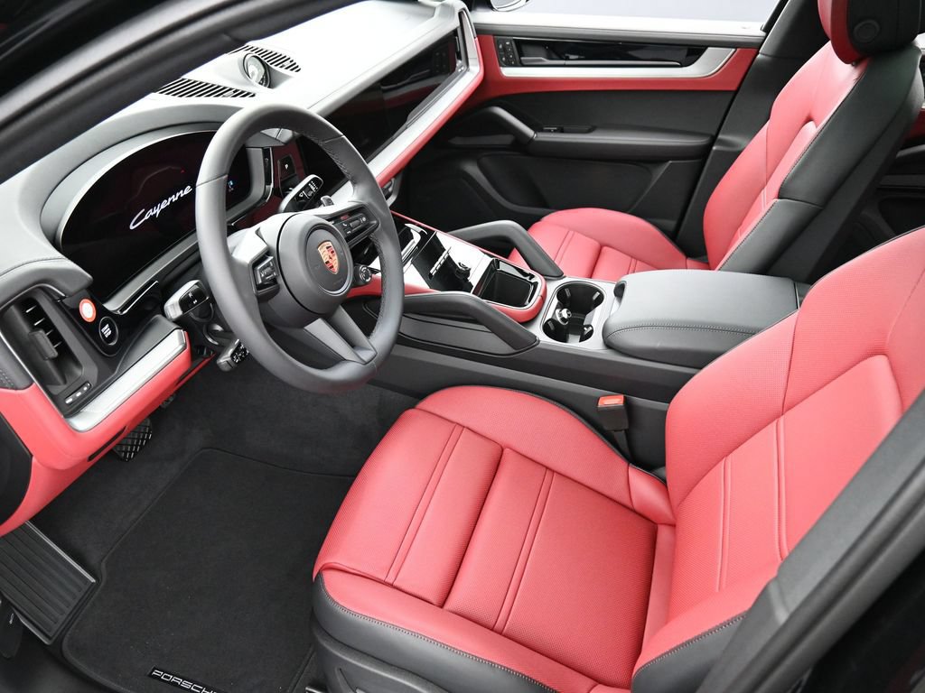 Certified 2026 Porsche Cayenne E-Hybrid Coupe AWD/4WD image 4