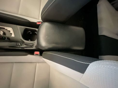 Used 2018 Toyota RAV4 XLE w/ Plus Extra Value Package image 20