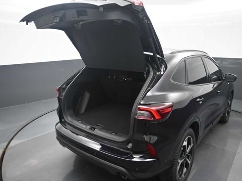 Used 2023 Ford Escape ST-Line Elite w/ Premium Technology Package image 13