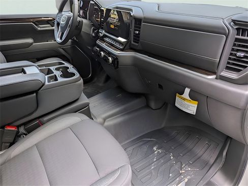 New 2026 GMC Sierra 1500 Elevation image 36