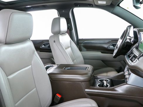 Used 2023 GMC Yukon SLT AWD/4WD image 31