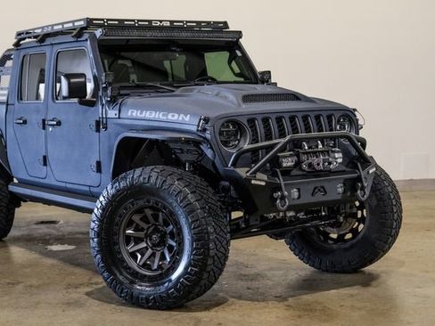 Used 2022 Jeep Gladiator Rubicon w/ Cold Weather Group image 29