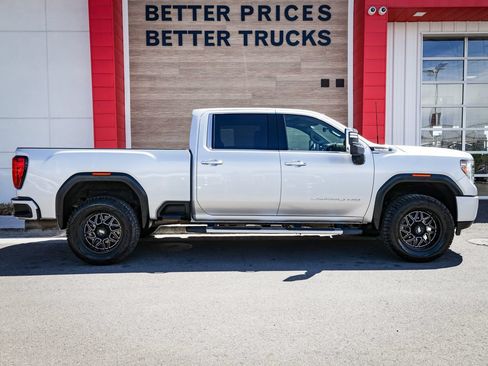 Used 2023 GMC Sierra 2500 Denali w/ Denali Ultimate Package AWD/4WD image 2