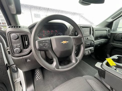 Used 2024 Chevrolet Silverado 2500 Custom w/ Custom Value Package AWD/4WD image 23