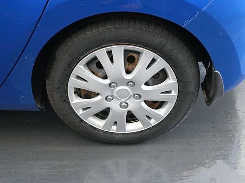 Used 2017 Hyundai Elantra GT image 14