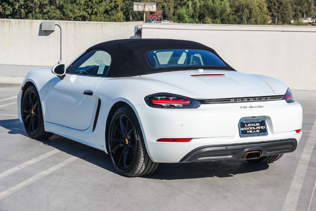 Used 2019 Porsche 718 Boxster RWD image 6