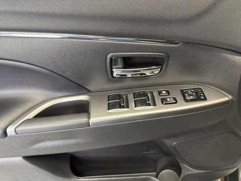 Used 2024 Mitsubishi Outlander Sport SE image 21