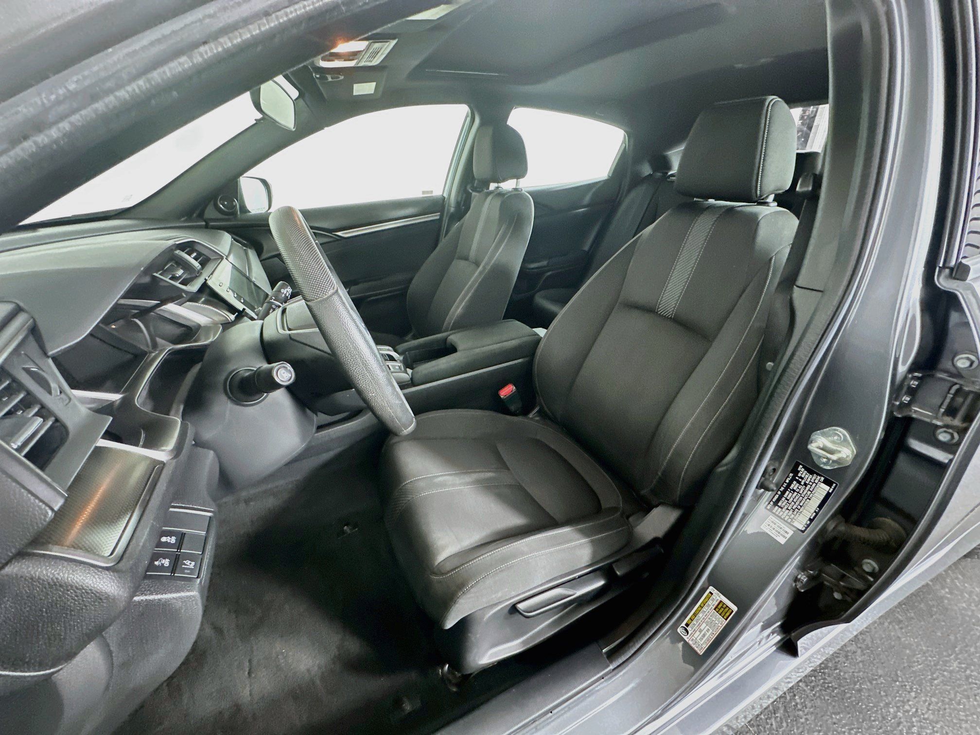 Used 2019 Honda Civic EX image 13