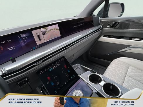 Used 2025 Cadillac Escalade IQ Sport 1 w/ Smart Trailering package image 23