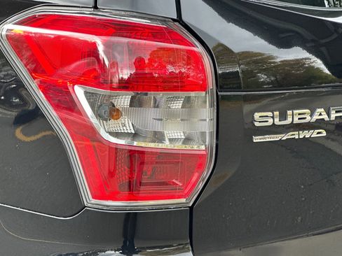 Used 2016 Subaru Forester 2.5i w/ Alloy Wheel Package image 13