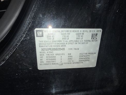 Used 2016 GMC Sierra 1500 Denali w/ Enhanced Driver Alert Package image 34