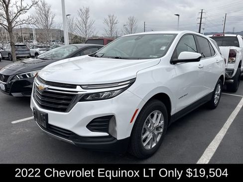 Used 2022 Chevrolet Equinox LT image 2