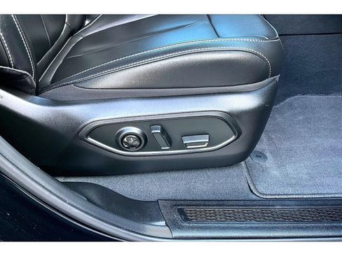Certified 2024 Jeep Grand Cherokee Limited AWD/4WD image 50