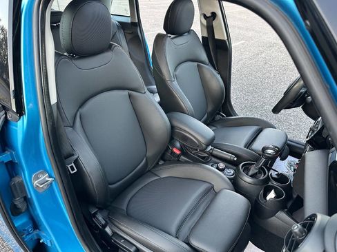 Used 2019 MINI Cooper S w/ Premium Package image 37