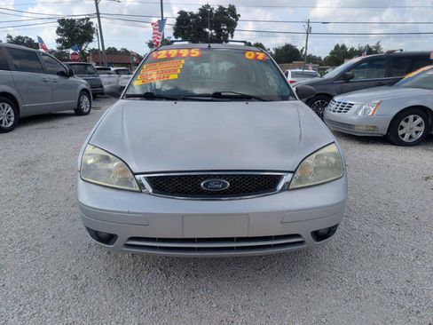 Used 2007 Ford Focus SES FWD image 2