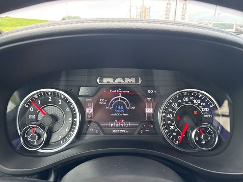 Used 2023 RAM 1500 Laramie image 12