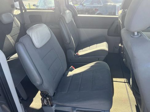 Used 2009 Dodge Grand Caravan SE w/ Climate Group image 13