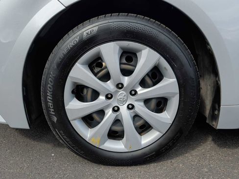 Used 2023 Toyota Corolla LE image 18