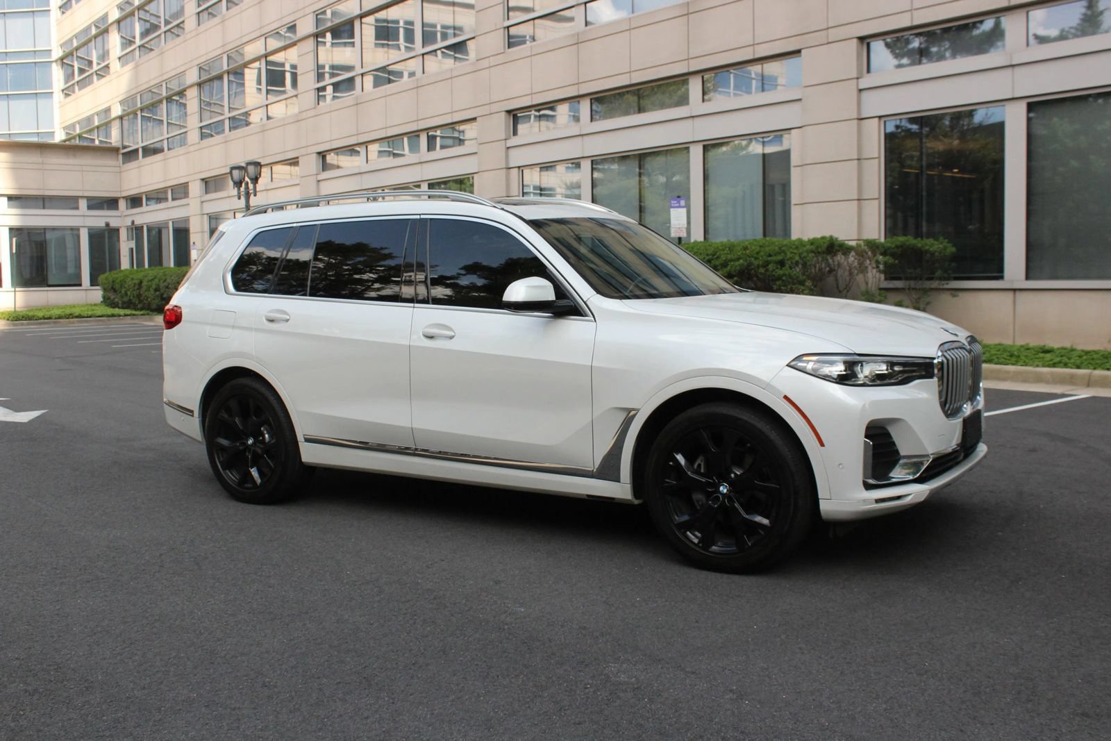 Used 2019 BMW X7 xDrive40i AWD/4WD image 2