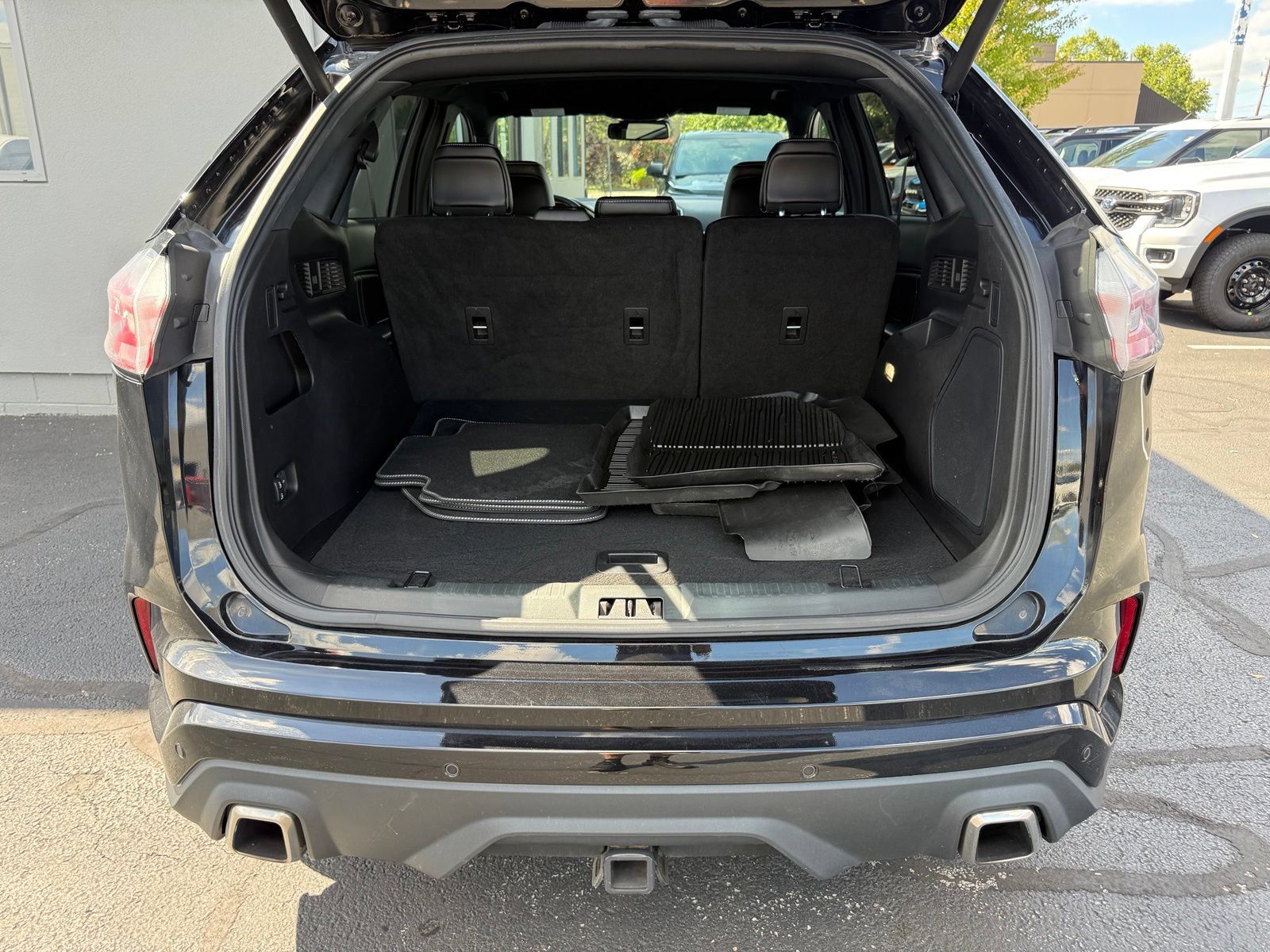 Used 2023 Ford Edge ST AWD/4WD image 39