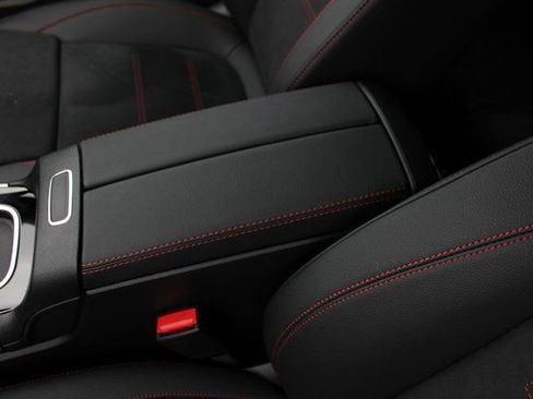 Used 2025 Mercedes-Benz GLA 250 GLA 250 image 31