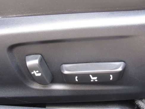 Used 2016 Lexus IS 350 AWD w/ F Sport Package image 21