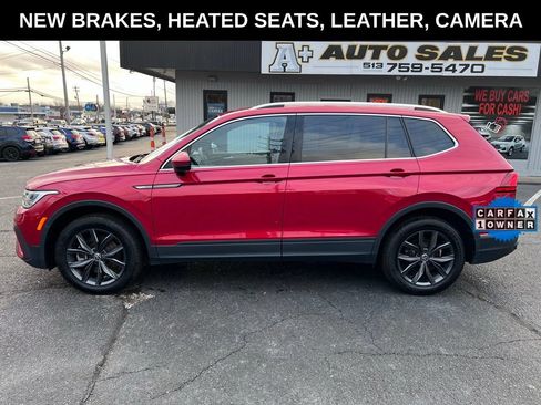 Used 2022 Volkswagen Tiguan SE AWD/4WD image 1