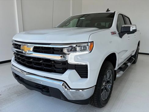 New 2026 Chevrolet Silverado 1500 LT AWD/4WD image 16