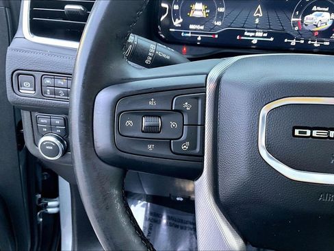 Used 2024 GMC Yukon XL Denali image 18