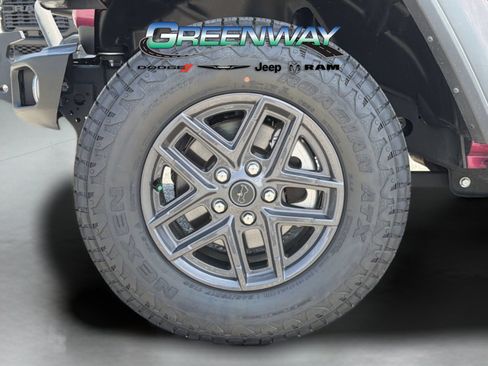 Used 2024 Jeep Wrangler Sport AWD/4WD image 33