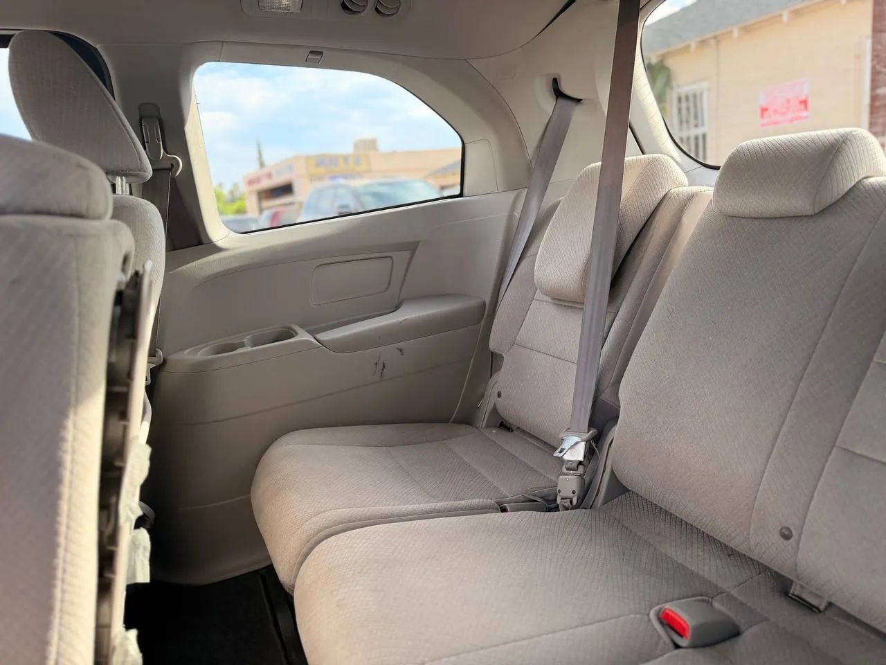Used 2015 Honda Odyssey EX image 31