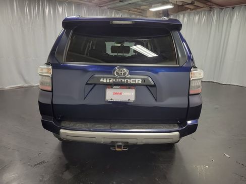Used 2019 Toyota 4Runner TRD Off-Road Premium AWD/4WD image 7