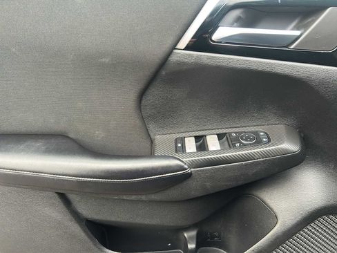 Used 2022 Mitsubishi Outlander ES AWD/4WD image 10