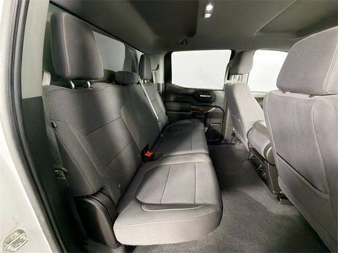 Used 2022 GMC Sierra 1500 SLE image 23