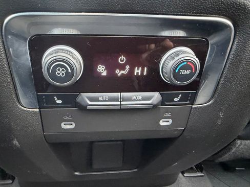 Used 2024 Chevrolet Suburban RST w/ Luxury Package image 19