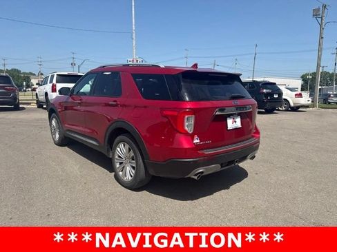 Used 2020 Ford Explorer Limited w/ Class III Trailer Tow Package AWD/4WD image 5