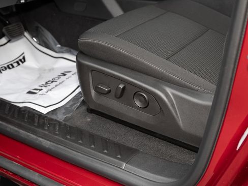 New 2026 Chevrolet Colorado LT RWD image 15