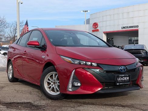 Used 2020 Toyota Prius Prime Limited FWD image 1