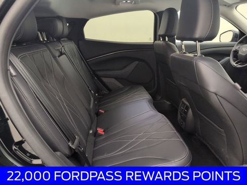 Used 2025 Ford Mustang Mach-E Select w/ Comfort Package Lite image 16